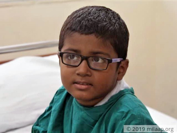 Painter Blames Himself For Son's Disease, Needs Your Help To Save Him