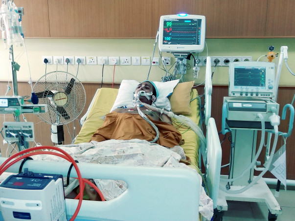 Help Dhiraj To Survive A Heart Attack With Severe Heart Failure