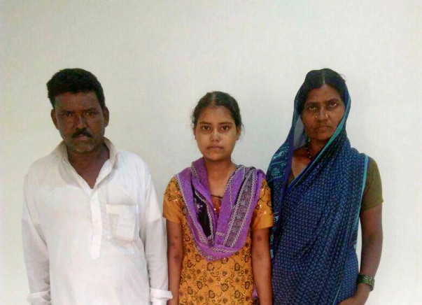 Help Tasleem Undergo Treatment For Cancer