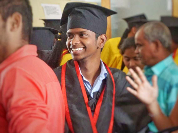 Help him to archive his dream - Suresh's Dream College Tuition fund