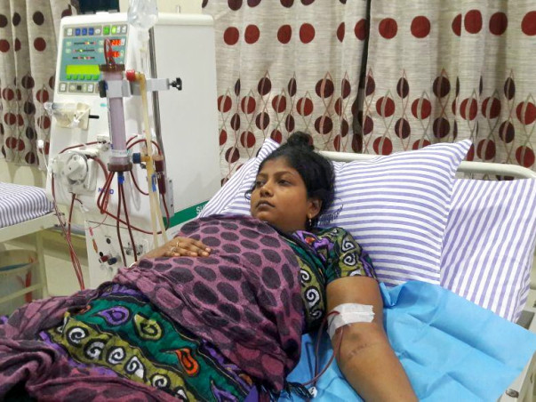 Help This Young Mother Reshma For Her Kidney Transplant Surgery
