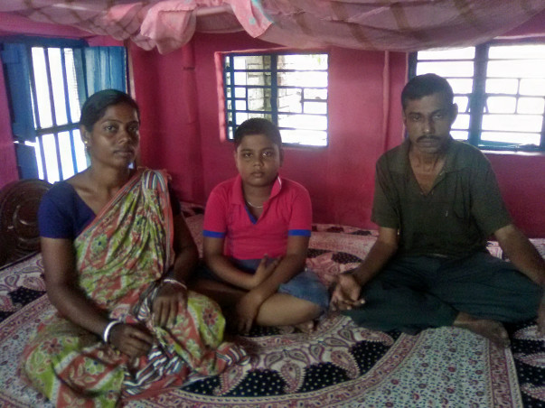 Help Manika To Continue Her Treatment