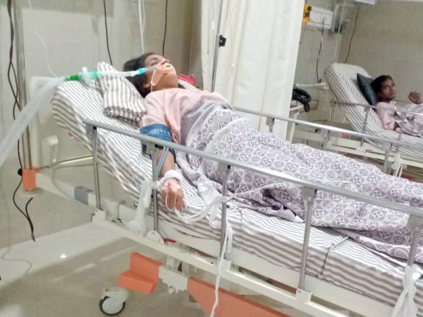 via code confirmation whatsapp email Milaap raise funds Rutika  Help  for