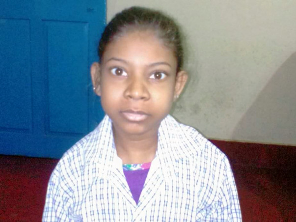 Help 17-Year-Old Seleena For Her Treatment