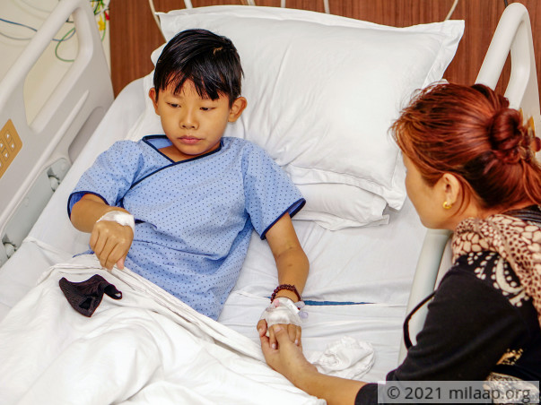 Policeman's 10-Year-Old Son Battling Cancer Needs Help