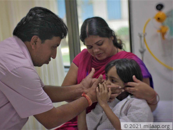 6-year-old Battles Two Fatal Diseases And Her Father Cannot Save Her