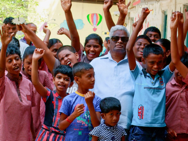 Contribute To The Selfless Vision Of This Visually Impaired Professor