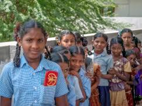 Support School Kids Attain Their Dreams