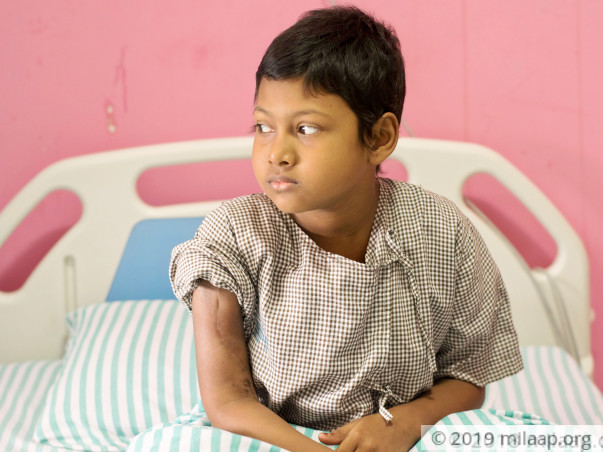 Poor parents need urgent help to save their 9-year-old from cancer
