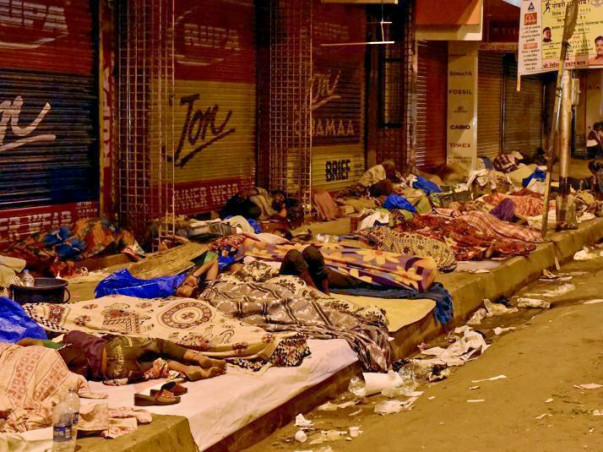 Willing to Donate Blankets to Needy People in Bihar