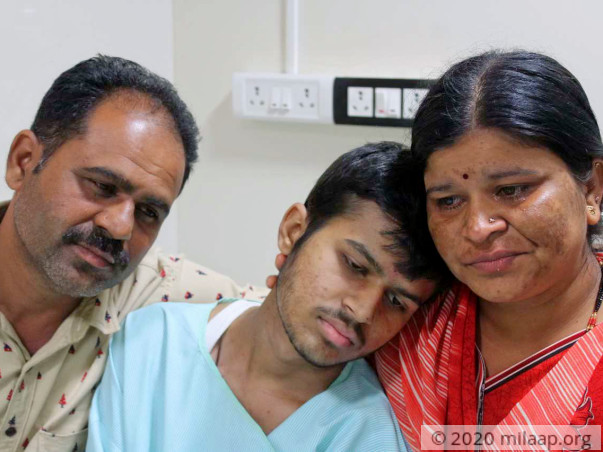 Despite 90% Chance Of Recovery, This Electrician Can't Save His Child