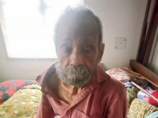 Help a fully dependent 90 years old handicapped and bedridden patient