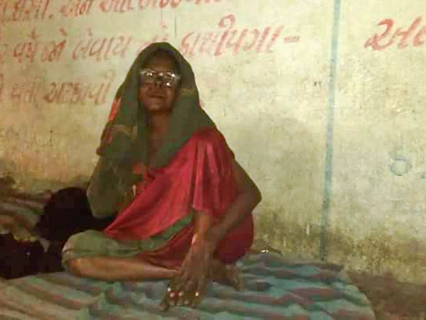 "We are spreading happiness, not just donating clothes." Join the "DAAN MAHOTSAV"