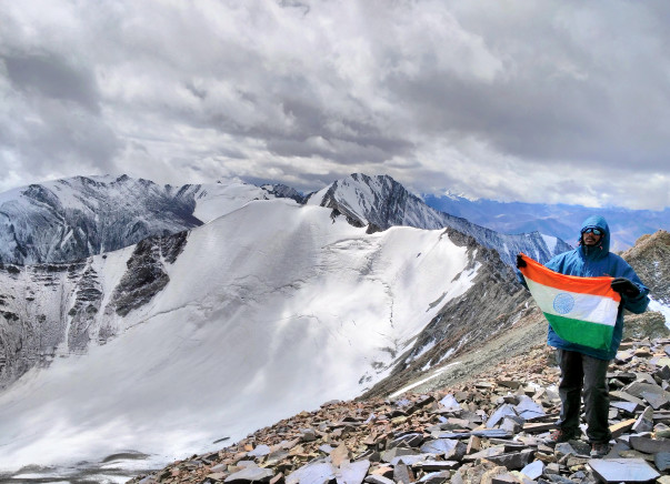 Climbing Mt. Elbrus (5,642 m) to create Awareness against War Crimes