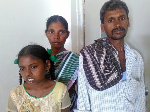 Help This 12-Year-Old Undergo Cataract Surgery