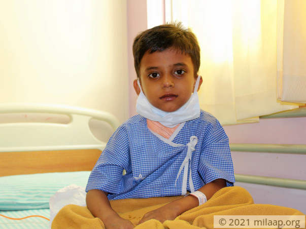 Cancer Patient’s Father Is Forced To Leave Him At Hospital To Beg