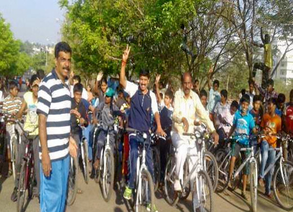 Nandi Hillathon: Support cycling and Road Safety, Sanjaynagar