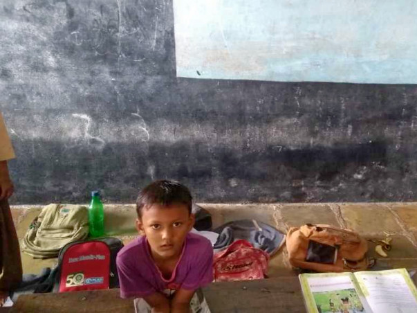 Let Us Paint Dreams For Our School Kids