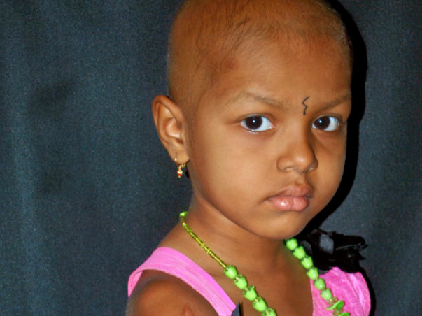 Do your bit for Deepika s shoulder cancer treatment