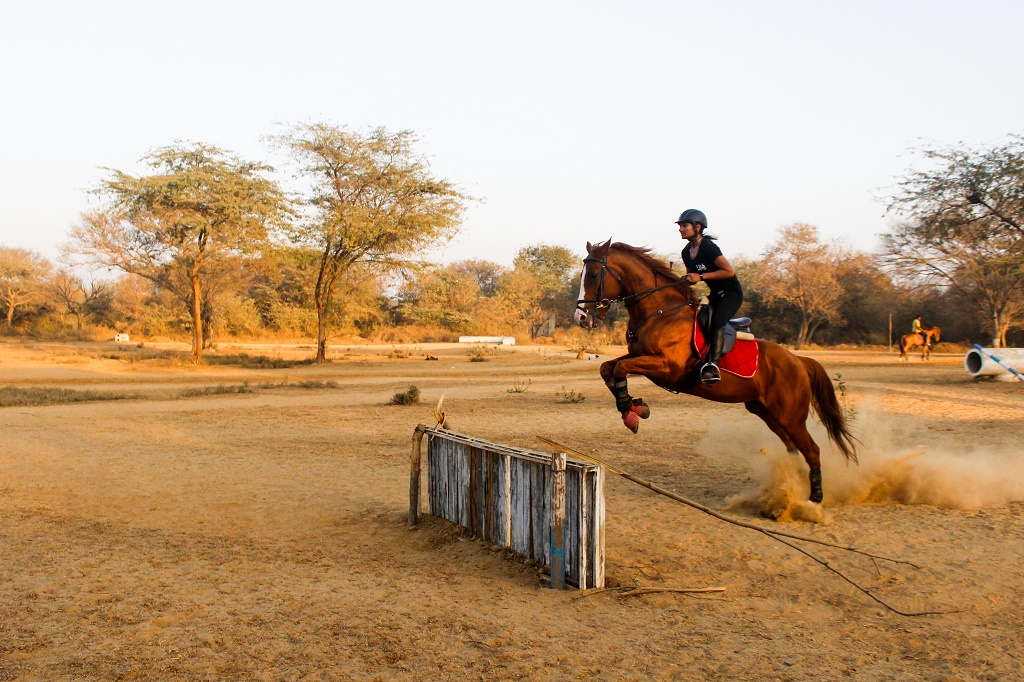 Sthavi Asthana jumping the horse